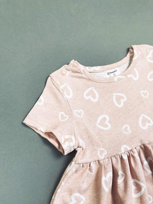 Платье с коротким рукавом, пудровое, Нежные сердечки Платье с коротким рукавом, пудровое, Нежные сердечки