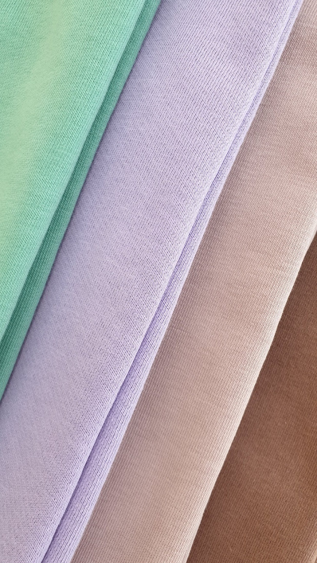 Костюм спортивный зеленый