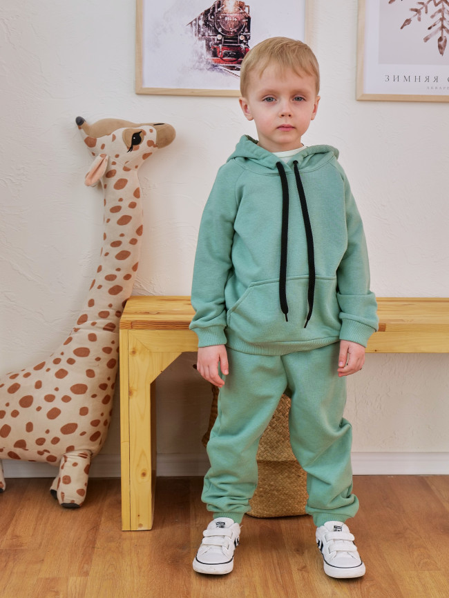 Костюм спортивный зеленый Костюм спортивный зеленый