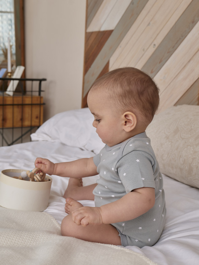 Набор боди лодочек с коротким рукавом, Звездочки, серый