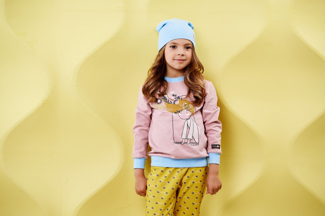 Шапка детская, голубая, Осенний лес Шапка детская, голубая, Осенний лес