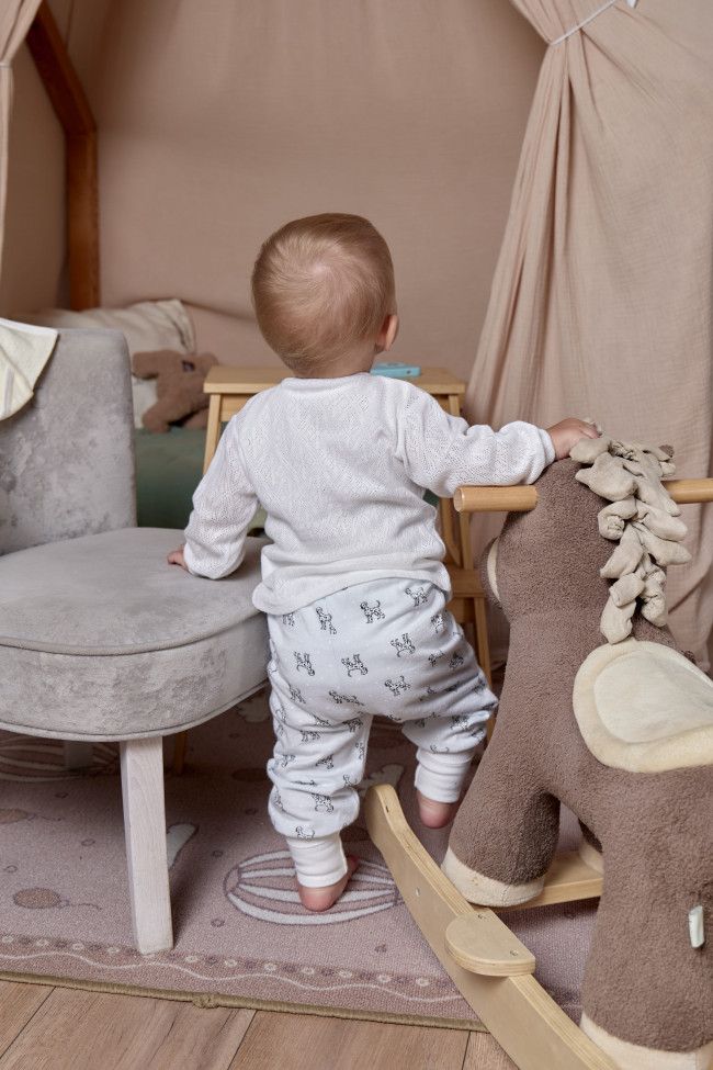 Детская кофточка с длинным рукавом, Пушинка, молочная