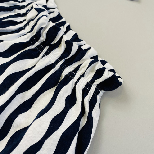 Комплект для девочки белый, Зебра (кроп-топ и шорты)