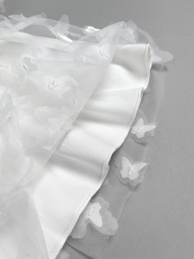 Нарядное белое платье, Бабочки