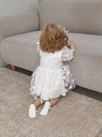 Нарядное белое платье, Бабочки