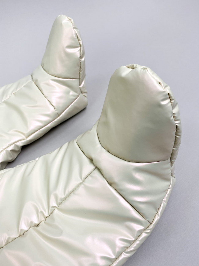 Комбинезон утепленный, жемчужный, Монклер