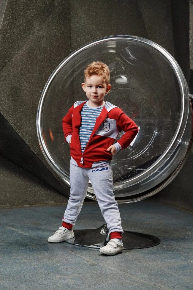 Толстовка детская, на молнии, красная, Больше пространства