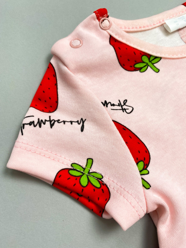 Платье с коротким рукавом Клубнички