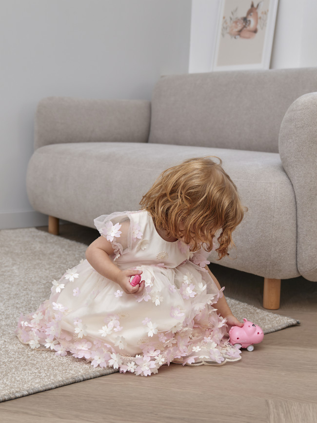 Длинное вечернее розовое платье, Фрейзии