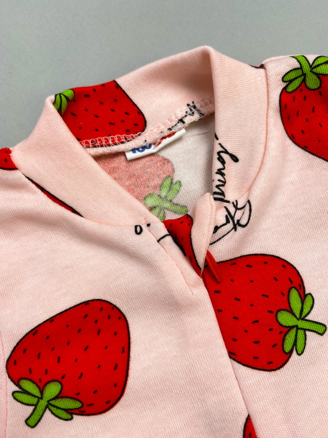 Комбинезон детский, розовый, Клубнички