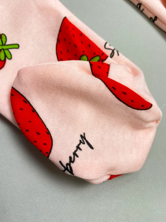 Комбинезон детский, розовый, Клубнички