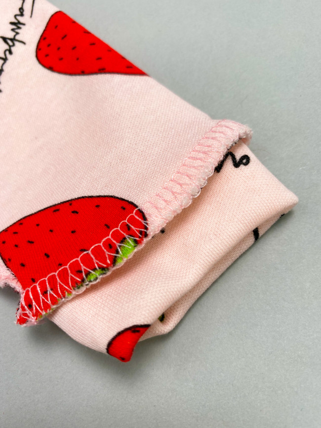 Комбинезон детский, розовый, Клубнички