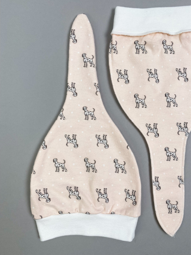 Шапочка детская фланелевая, розовая, Далматинцы Шапочка детская фланелевая, розовая, Далматинцы