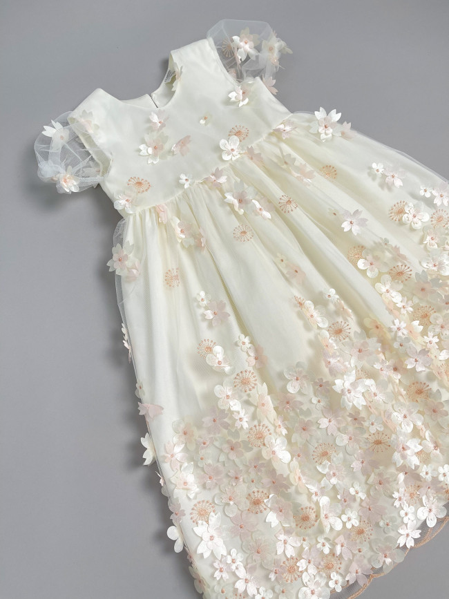 Длинное вечернее персиковое платье, Фрейзии Длинное вечернее персиковое платье, Фрейзии