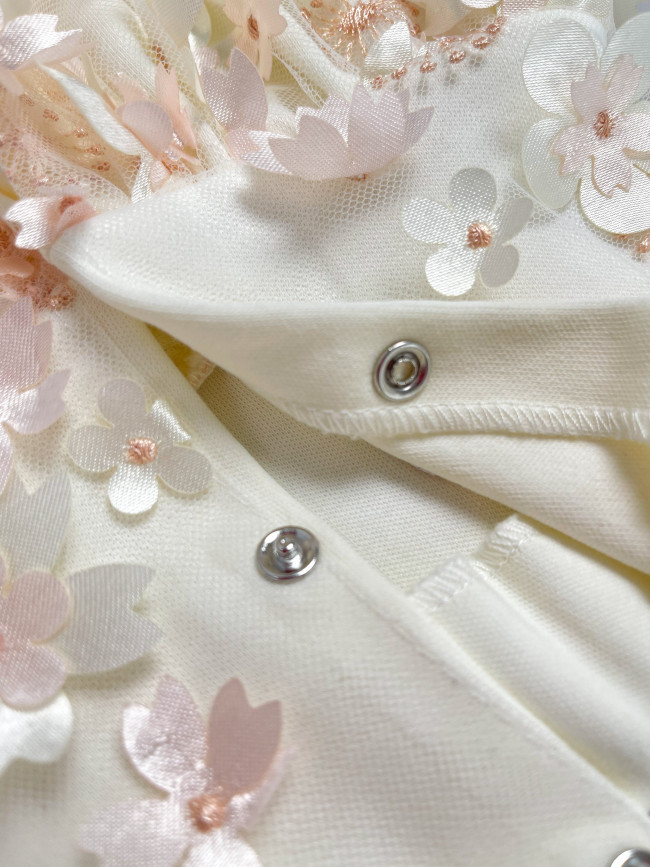 Короткое персиковое платье, Фрейзии