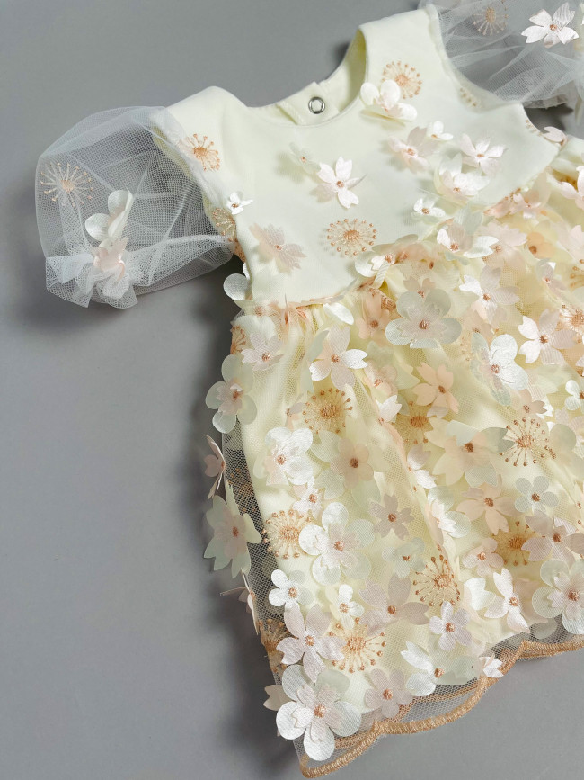 Короткое персиковое платье, Фрейзии