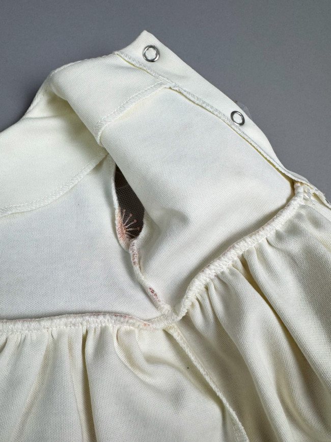 Короткое персиковое платье, Фрейзии