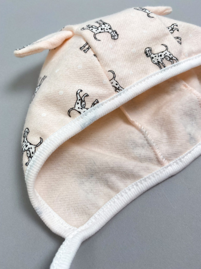 Чепчик детский фланелевый, розовый, Далматинцы Чепчик детский фланелевый, розовый, Далматинцы