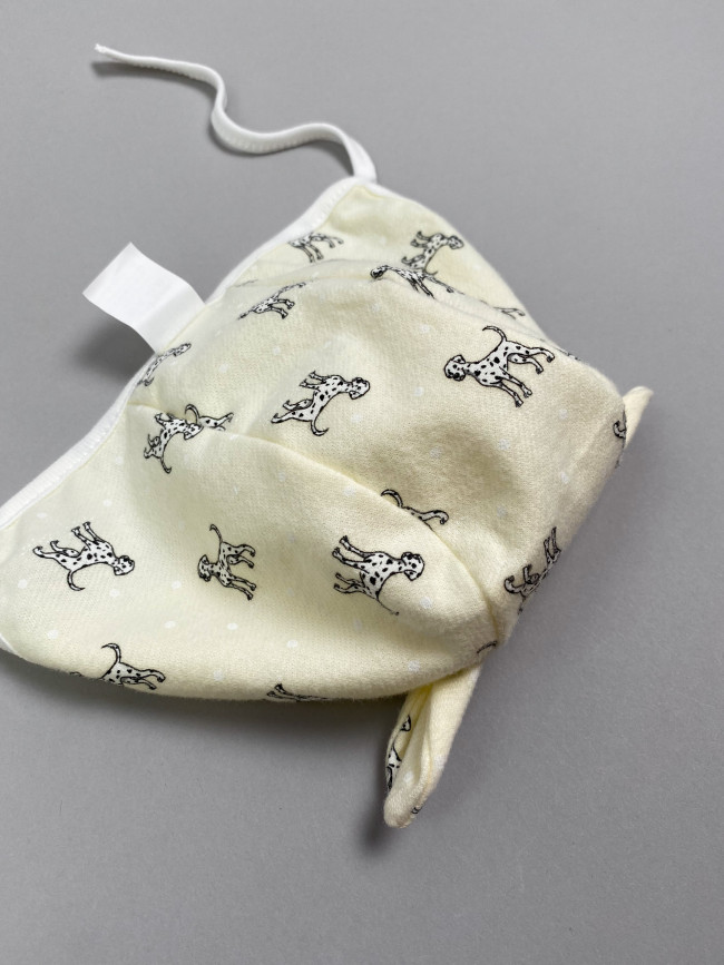 Чепчик детский фланелевый, желтый, Далматинцы Чепчик детский фланелевый, желтый, Далматинцы