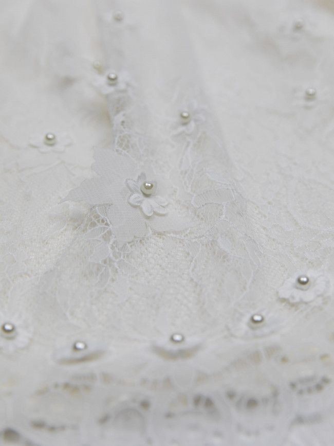 Нарядное молочное платье, Нежный букет с бабочками Нарядное молочное платье, Нежный букет с бабочками