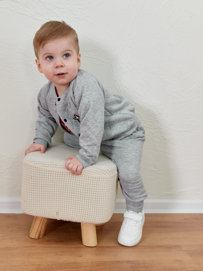 Костюм спортивный с шапкой, серый, Звездочка