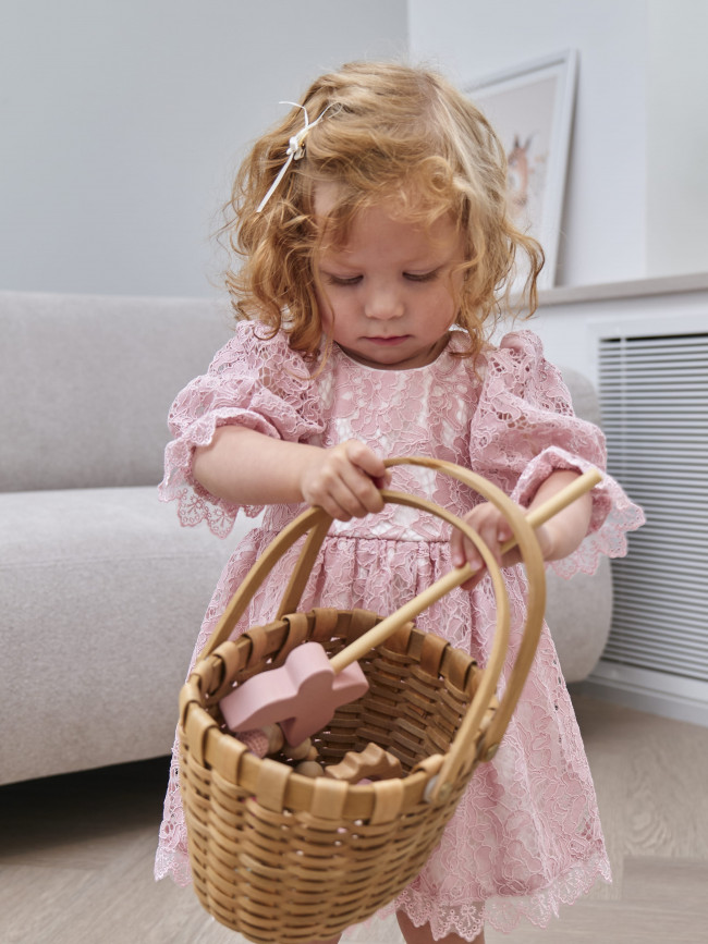 Нарядное детское платье, Кружевная фантазия, розовое