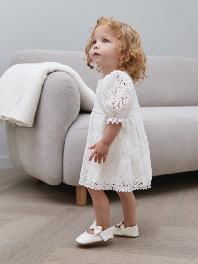 Нарядное детское платье, Кружевная фантазия, белое
