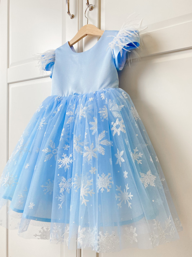 Нарядное голубое платье, Снежинка Нарядное голубое платье, Снежинка