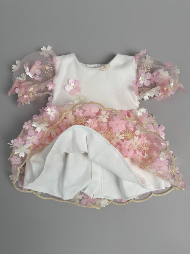 Короткое розовое платье, Фрейзии