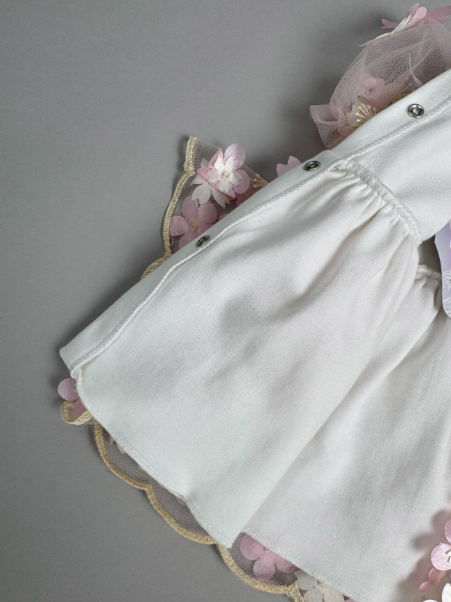 Короткое розовое платье, Фрейзии