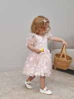 Короткое розовое платье, Фрейзии