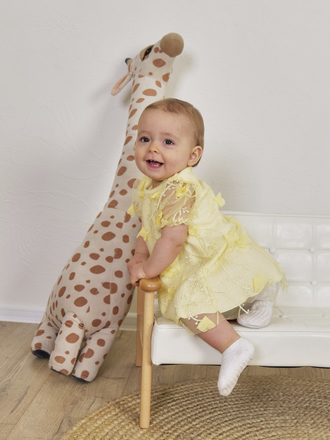 Нарядное желтое платье, Лютики