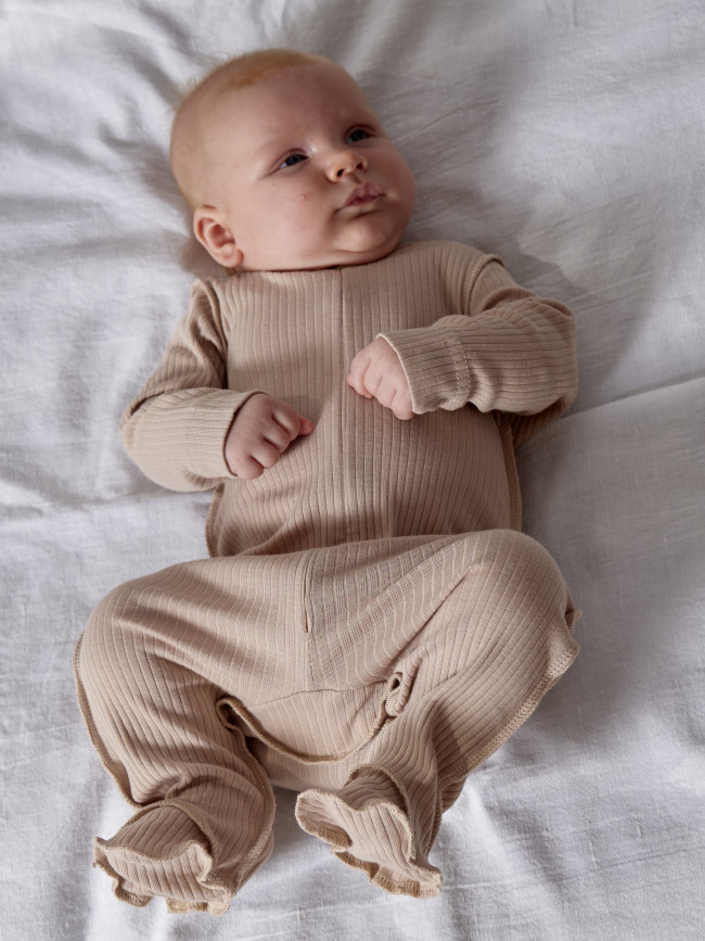 Комбинезон детский на молнии с открытыми ножками, бежевый, Рибана Комбинезон детский на молнии с открытыми ножками, бежевый, Рибана