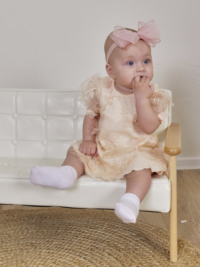 Нарядное персиковое платье, Лютики