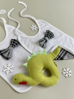 Комплект "Маленький джентльмен" (нагрудник + игрушка Динозавр)