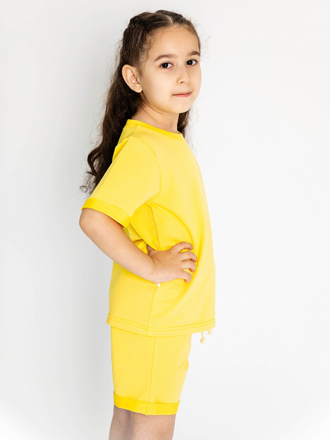 Костюм летний желтый