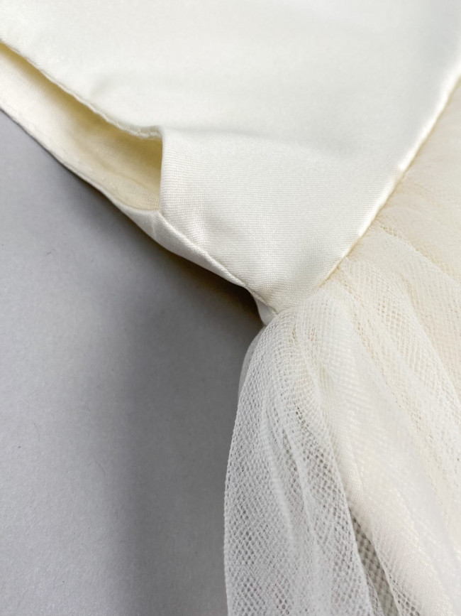 Нарядный комплект для девочки: комбинезон с платьем, айвори, Мадемуазель Нарядный комплект для девочки: комбинезон с платьем, айвори, Мадемуазель