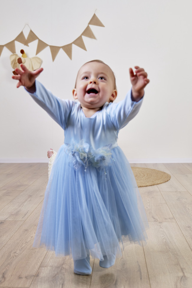 Нарядный комплект для девочки: комбинезон с платьем, голубой, Мадемуазель Нарядный комплект для девочки: комбинезон с платьем, голубой, Мадемуазель