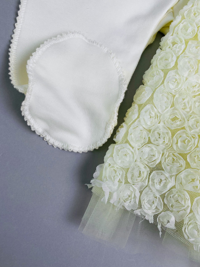 Нарядный комплект для девочки: комбинезон с пеньюаром, желтый, Цветочная фантазия Нарядный комплект для девочки: комбинезон с пеньюаром, желтый, Цветочная фантазия