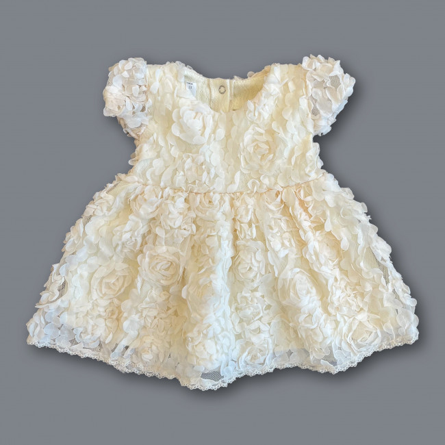 Нарядное желтое детское платье, Пышные розочки