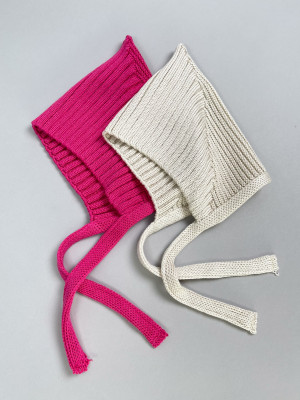 Комплект детских вязаных шапок на завязках для девочек, Гномик, розовый, бежевый 2 шт