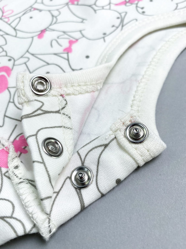 Полукомбинезон детский с чепчиком, розовый, Зайчики Полукомбинезон детский с чепчиком, розовый, Зайчики