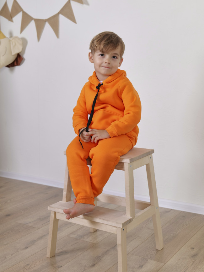 Костюм спортивный, утепленный, оранжевый Костюм спортивный, утепленный, оранжевый