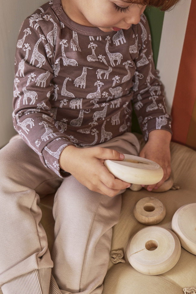 Джемпер, Шоколадные жирафы Джемпер, Шоколадные жирафы