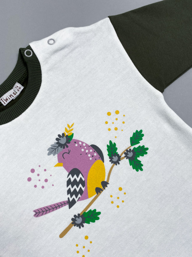 Джемпер лонгслив с начесом для девочки Птичка на ветке, белый Джемпер лонгслив с начесом для девочки Птичка на ветке, белый