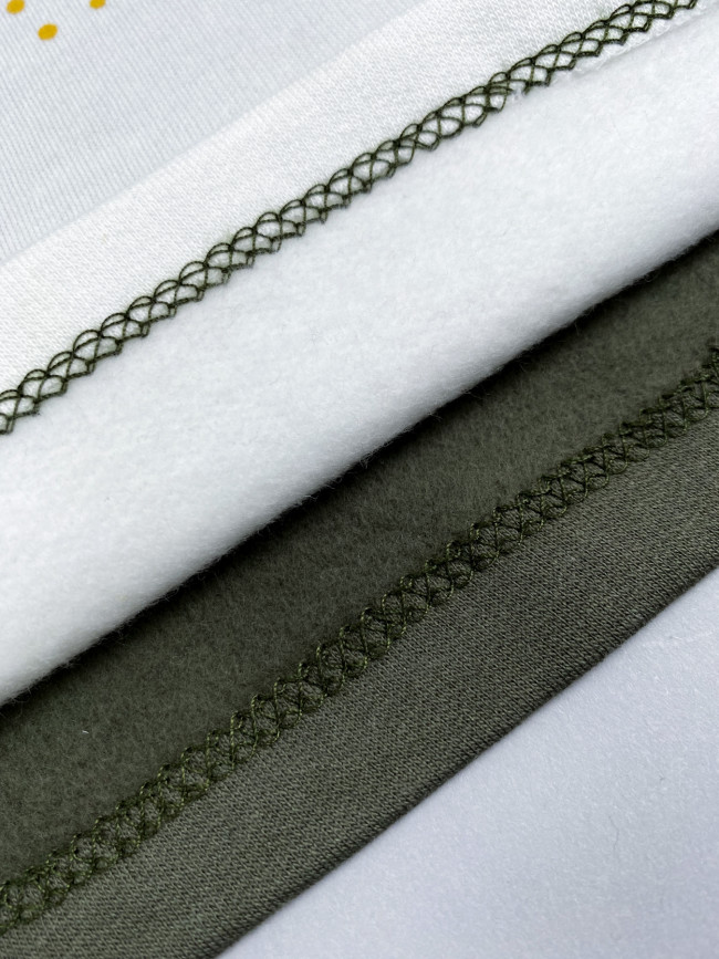 Джемпер лонгслив с начесом для девочки Птичка на ветке, белый Джемпер лонгслив с начесом для девочки Птичка на ветке, белый