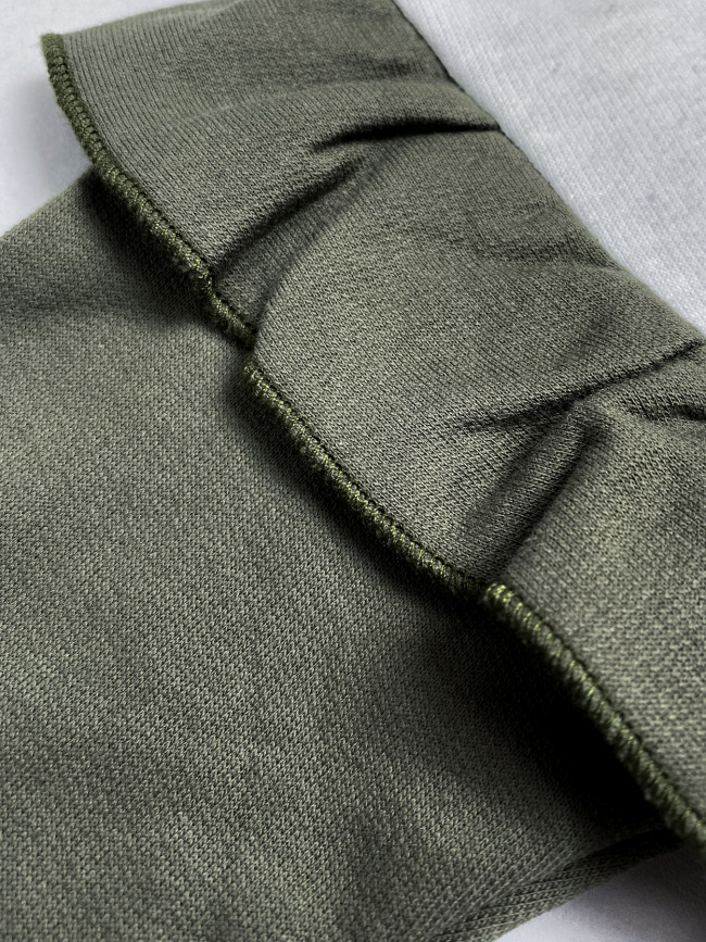 Джемпер лонгслив с начесом для девочки Птичка на ветке, белый Джемпер лонгслив с начесом для девочки Птичка на ветке, белый