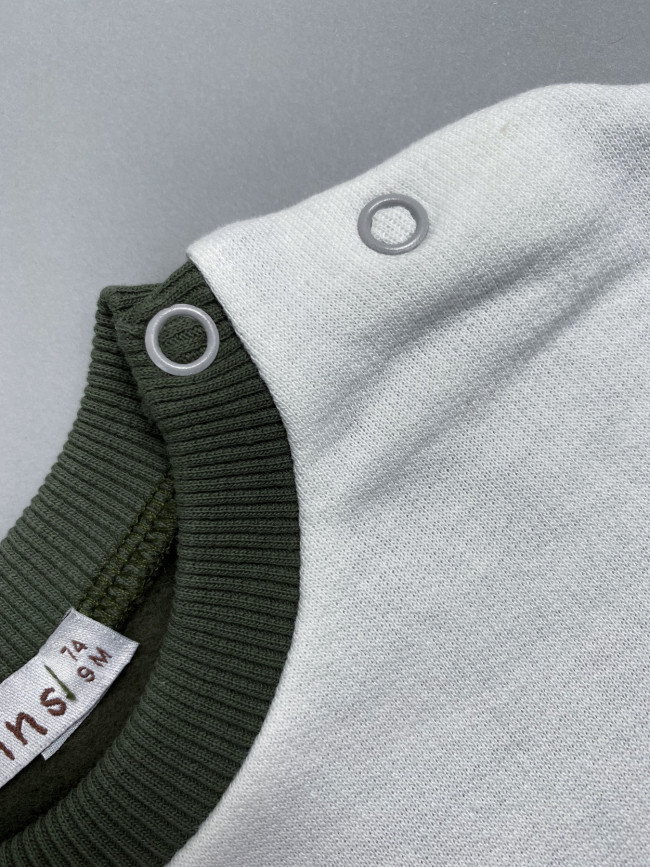 Джемпер лонгслив с начесом для девочки Птичка на ветке, белый Джемпер лонгслив с начесом для девочки Птичка на ветке, белый