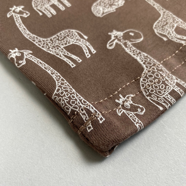 Футболка, Шоколадные жирафы