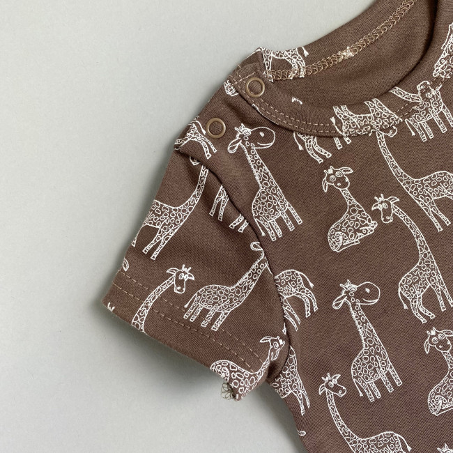 Футболка, Шоколадные жирафы